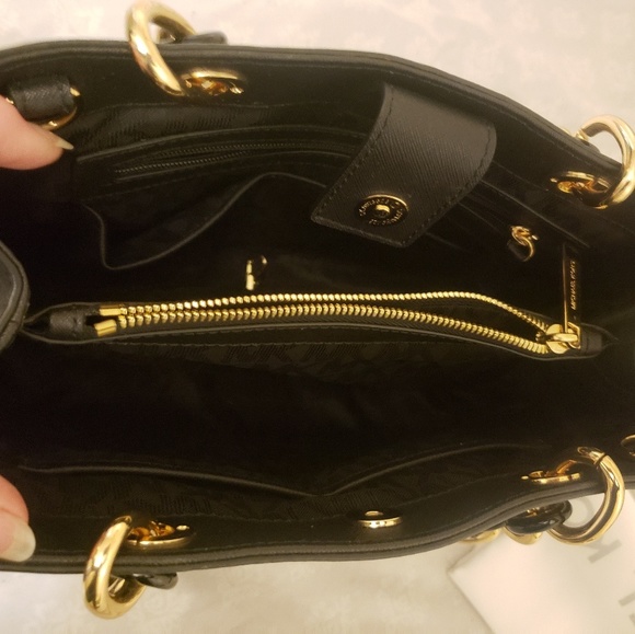 Michael Kors bag - Picture 3 of 4